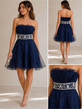 NWT Strapless Navy Blue Tulle Cocktail Dress Embroidered Waist Size Medium